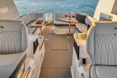 2021 SUNDANCER 370 OUTBOARD 