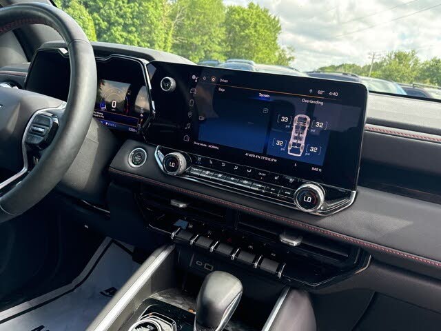 2023 Chevrolet Colorado Z71 Crew Cab 4WD3