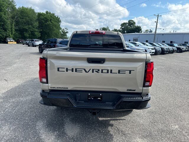 2023 Chevrolet Colorado Z71 Crew Cab 4WD3