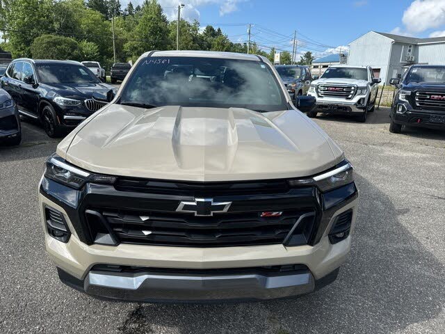 2023 Chevrolet Colorado Z71 Crew Cab 4WD3