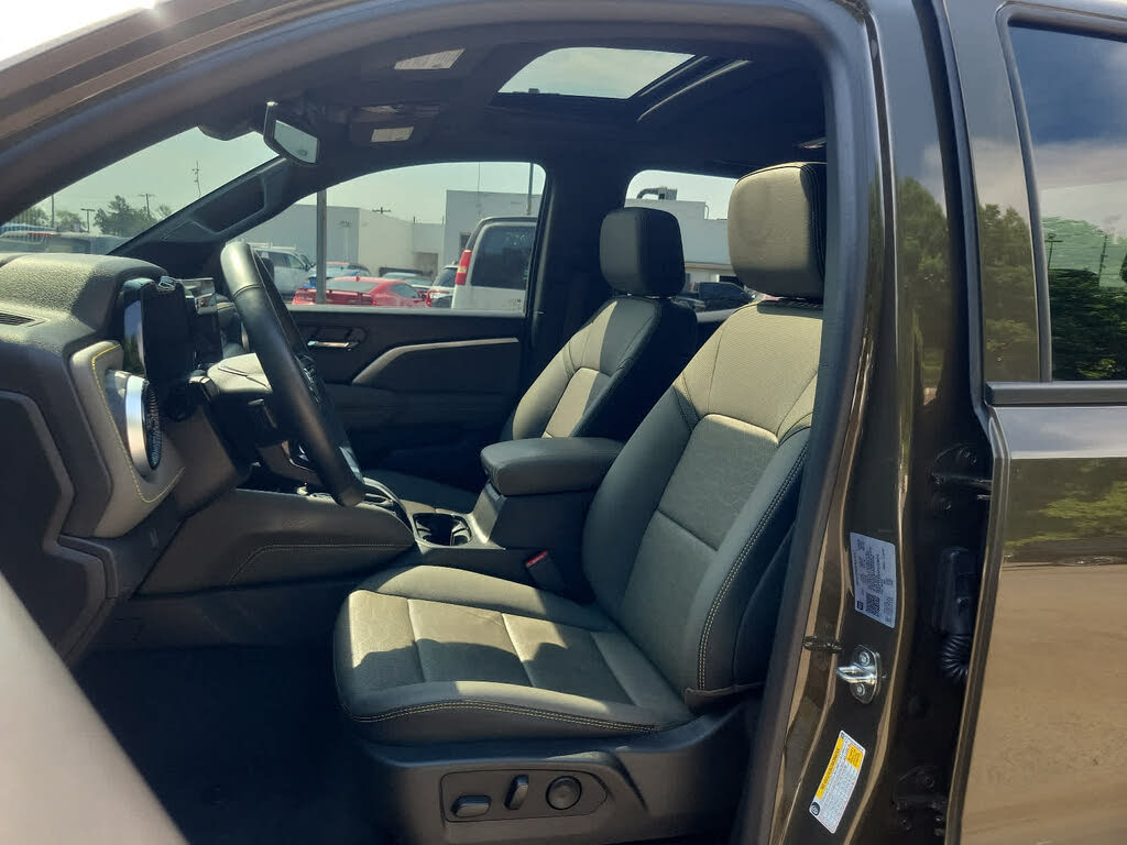 2023 Chevrolet Colorado ZR2 Crew Cab 4WD2