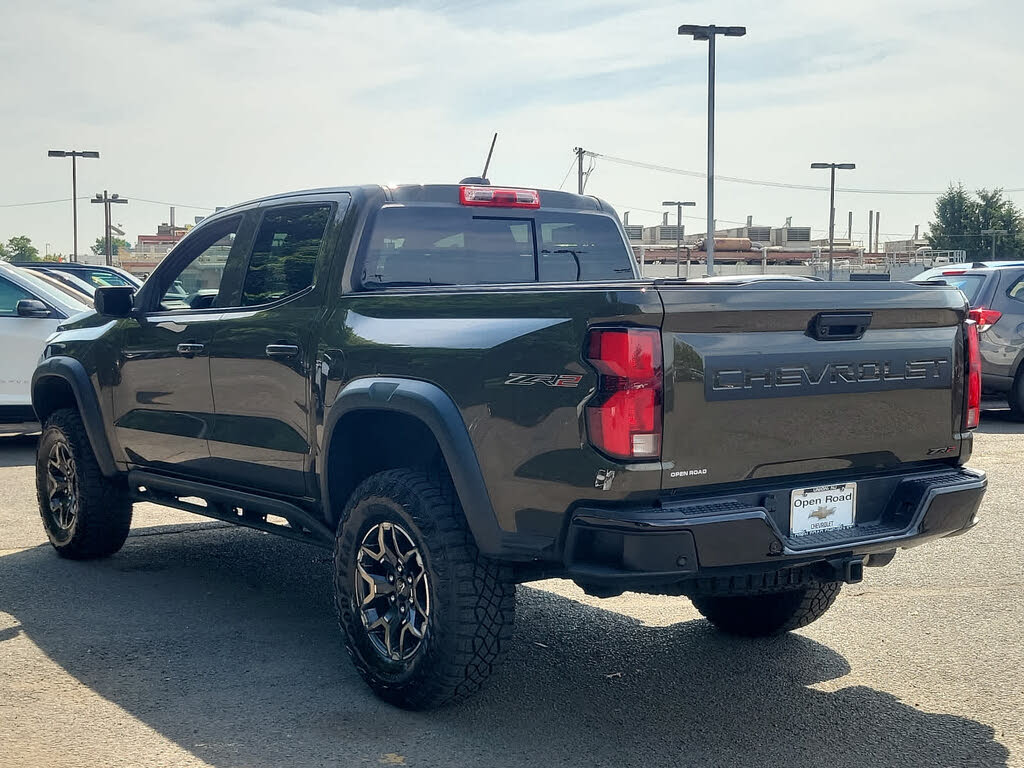 2023 Chevrolet Colorado ZR2 Crew Cab 4WD2