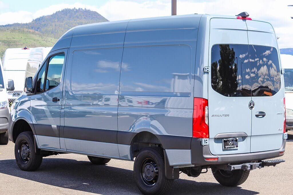 2024 Mercedes-Benz Sprinter 2500 144 Crew Van AWD
