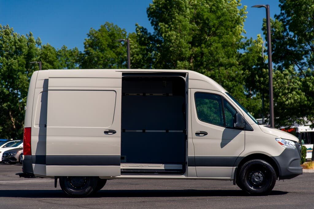 2024 Mercedes-Benz Sprinter 2500 144 Crew Van RWD