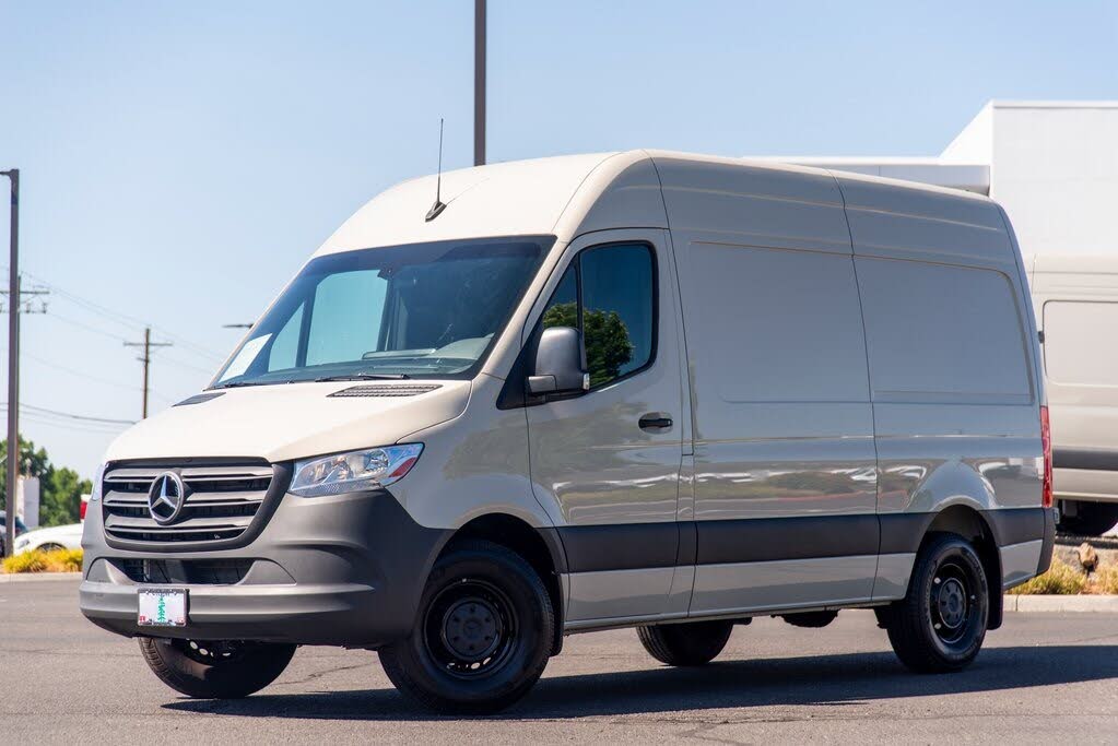 2024 Mercedes-Benz Sprinter 2500 144 Crew Van RWD